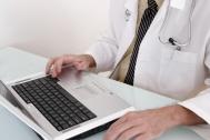 Evaluarea snttii aduce laptop-uri medicilor de familie
