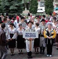 Marele Trofeu al Festivalului “Cîntã Bucium pe Ceahlãu”, luat de moldoveni