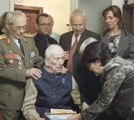 Omagiul primriei pentru   un veteran de 100 de ani
